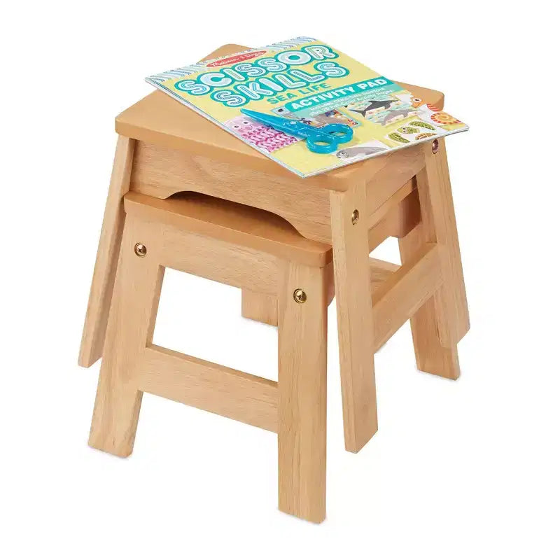 Melissa & Doug Sgabelli in Legno - Set da 2 - Sedie per Bambini per Sala da Pranzo/Attività, Fantasia Unita, Impilabili, Capacità 45 kg
