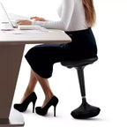 Sedia da ufficio Wobble Standing Desk in vinile nero -