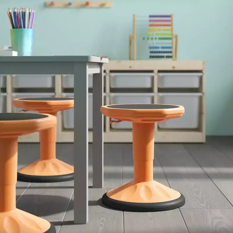 Set di 2 sedie da patio moderne in vimini con cuscini rimovibili per interni ed esterni